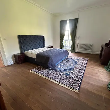 Holiday home Sonas Mount Trenchard *